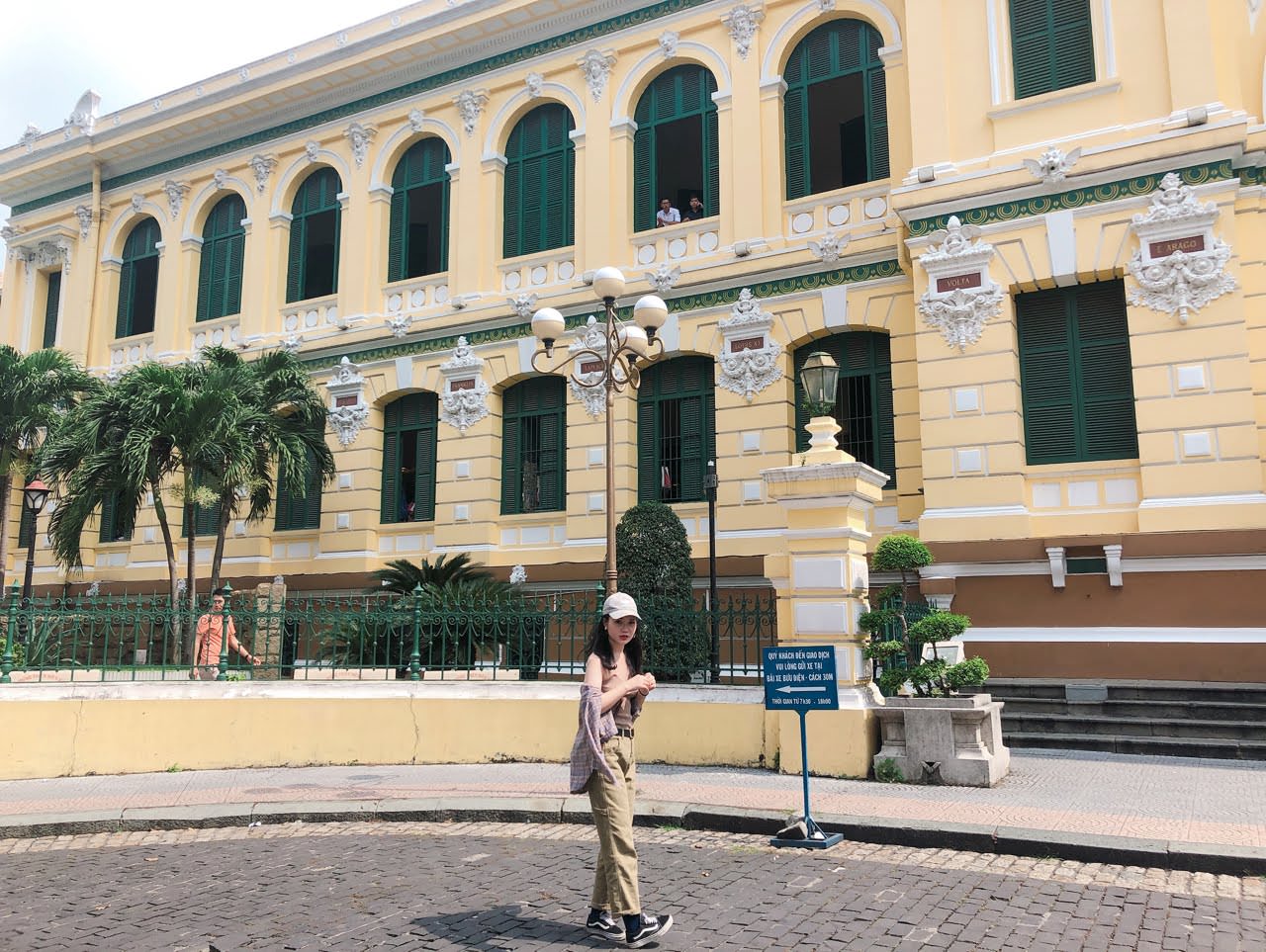 Vietnam 胡志明市自由行 
Bưu điện trung tâm Sài Gòn 中央郵局