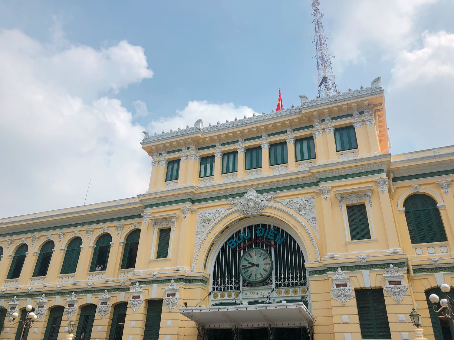 Vietnam 胡志明市自由行 
Bưu điện trung tâm Sài Gòn 中央郵局