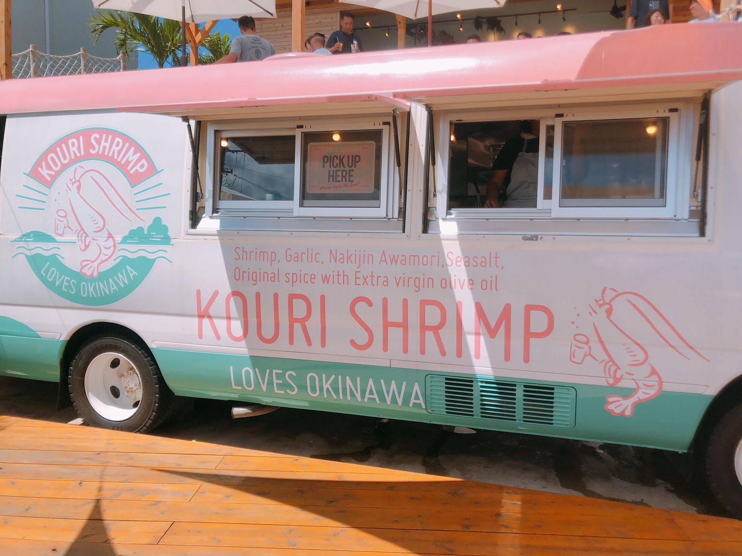 古宇利海灘
KOURI SHRIMP （ 蝦蝦飯餐車）