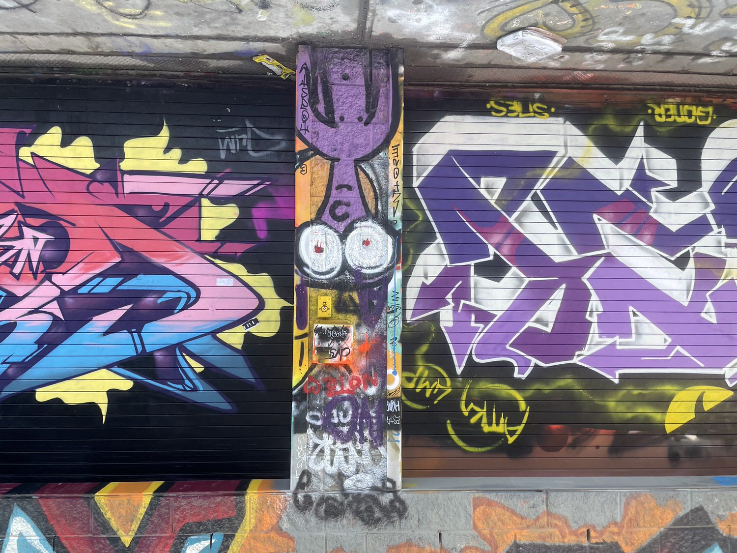 塗鴉巷 Graffiti Alley
