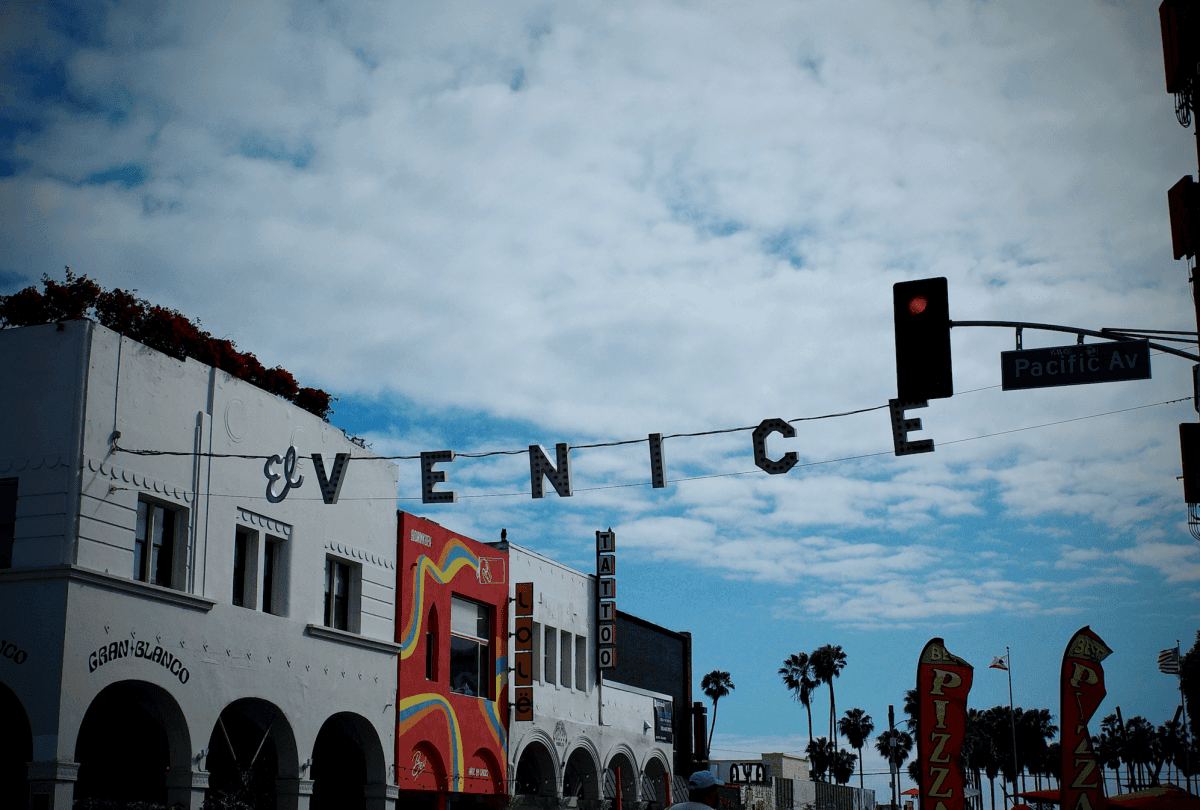 威尼斯海灘 Venice beach 
威尼斯運河Venice canals
venice sign