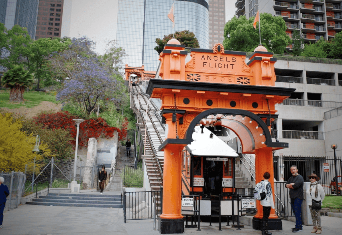 〈北美旅遊〉洛杉磯市中心10大必去景點｜DTLA 中央市場、Eggslut、天使鐵路、 …