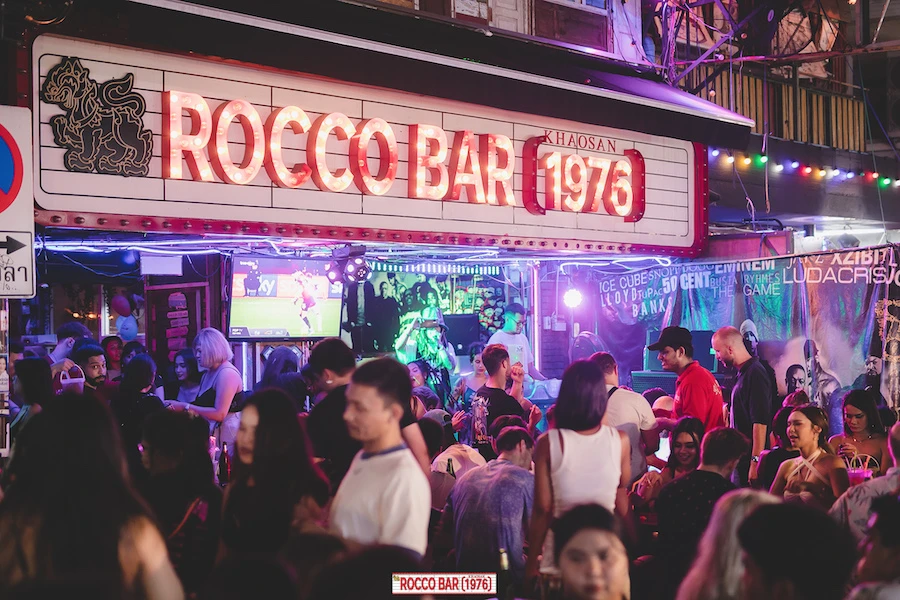 曼谷景點【考山路Khao San Road】曼谷酒吧、美食、背包客夜生活一條街 - 第4張圖