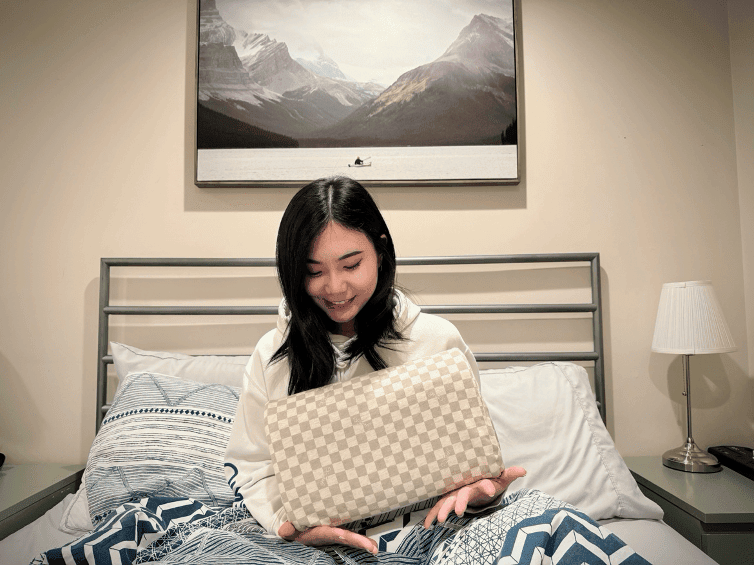 【旅人必備好物】GreySa格蕾莎隨身旅行小枕頭 - 第1張圖 GreySa格蕾莎隨身旅行小枕頭