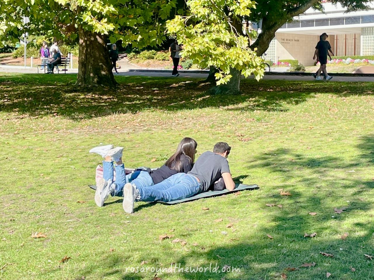 【溫哥華免費景點】English Bay Beach,英吉利灣 絕美日落海灘! - 第4張圖