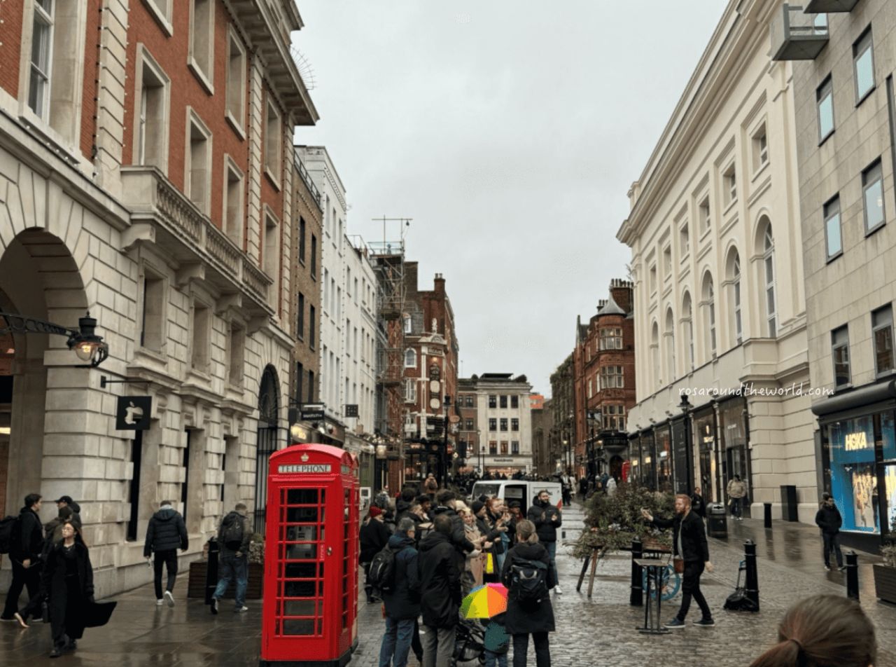 【倫敦柯芬園市集攻略】Covent Garden伴手禮,逛街不怕下雨 - 第3張圖