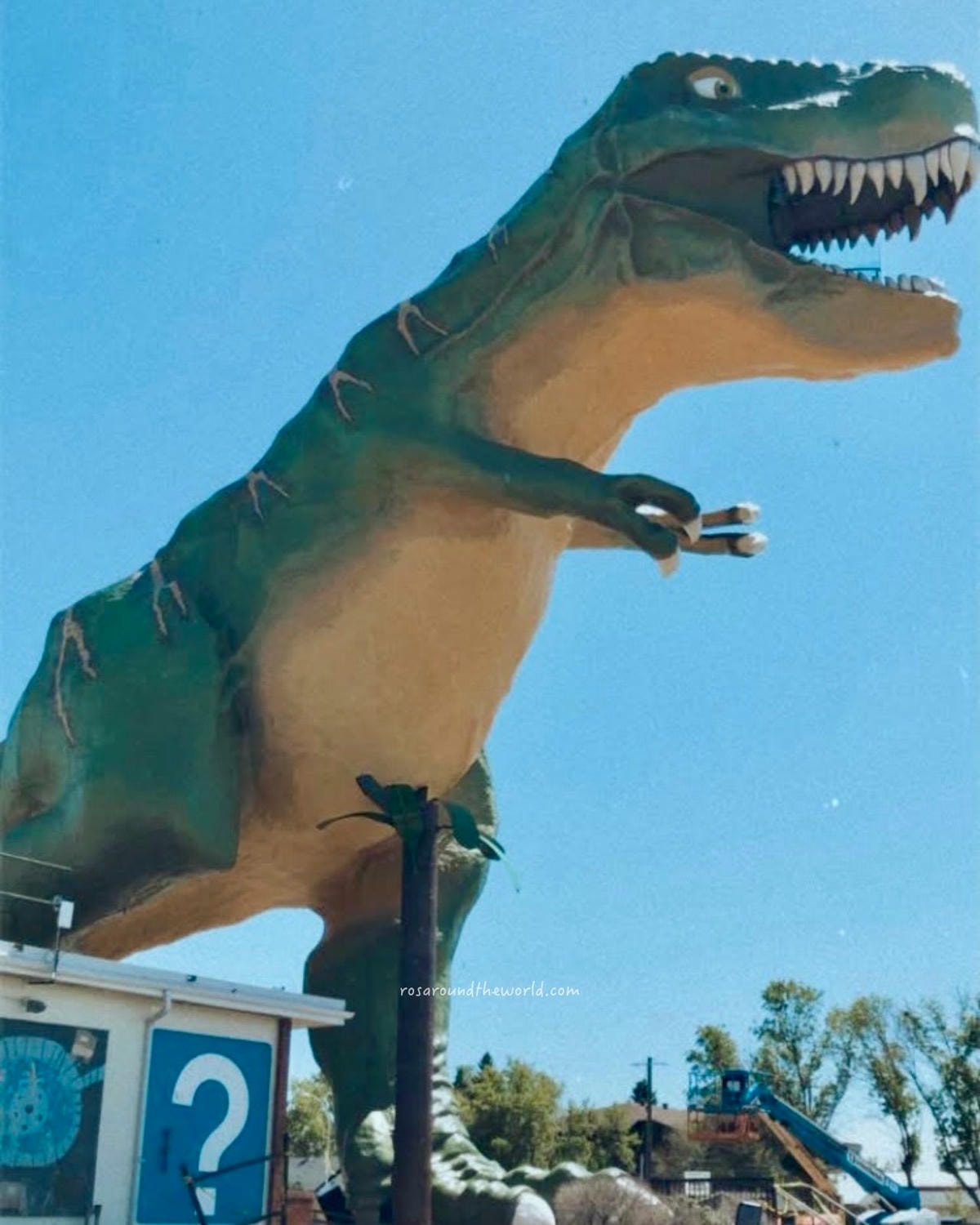 【卡加利景點】德蘭赫勒Drumheller 恐龍之都&惡地地形一日遊攻略 - 第6張圖