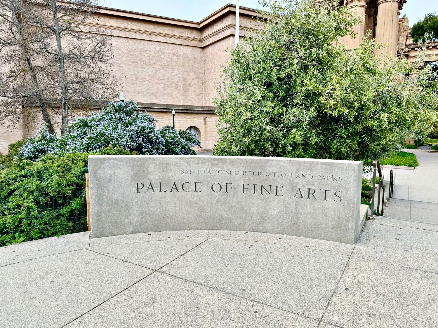 【藝術宮 Palace of Fine Arts】舊金山免費景點、絕美希臘式建築物、百年歷史花園 - 第2張圖 舊金山藝術宮 Palace of Fine Arts