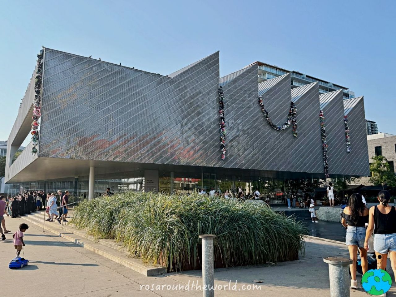 【北溫哥華景點】Lonsdale Quay Market 北溫碼頭、文青市集 - 第9張圖