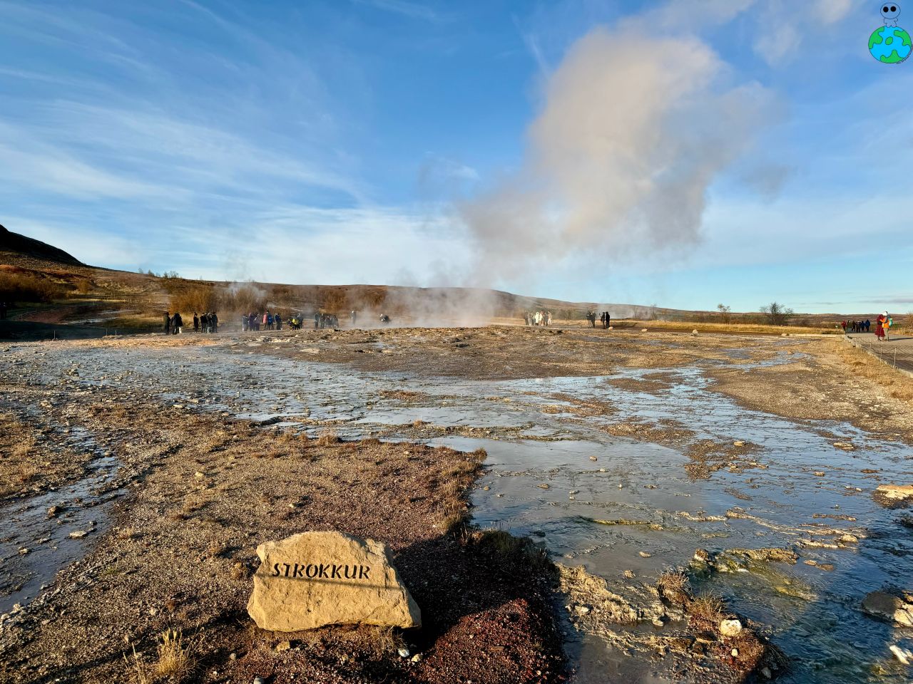 【冰島黃金圈景點】史托克Strokkur Geyser &蓋歇爾間歇泉 - 第3張圖 冰島間歇泉Geysir