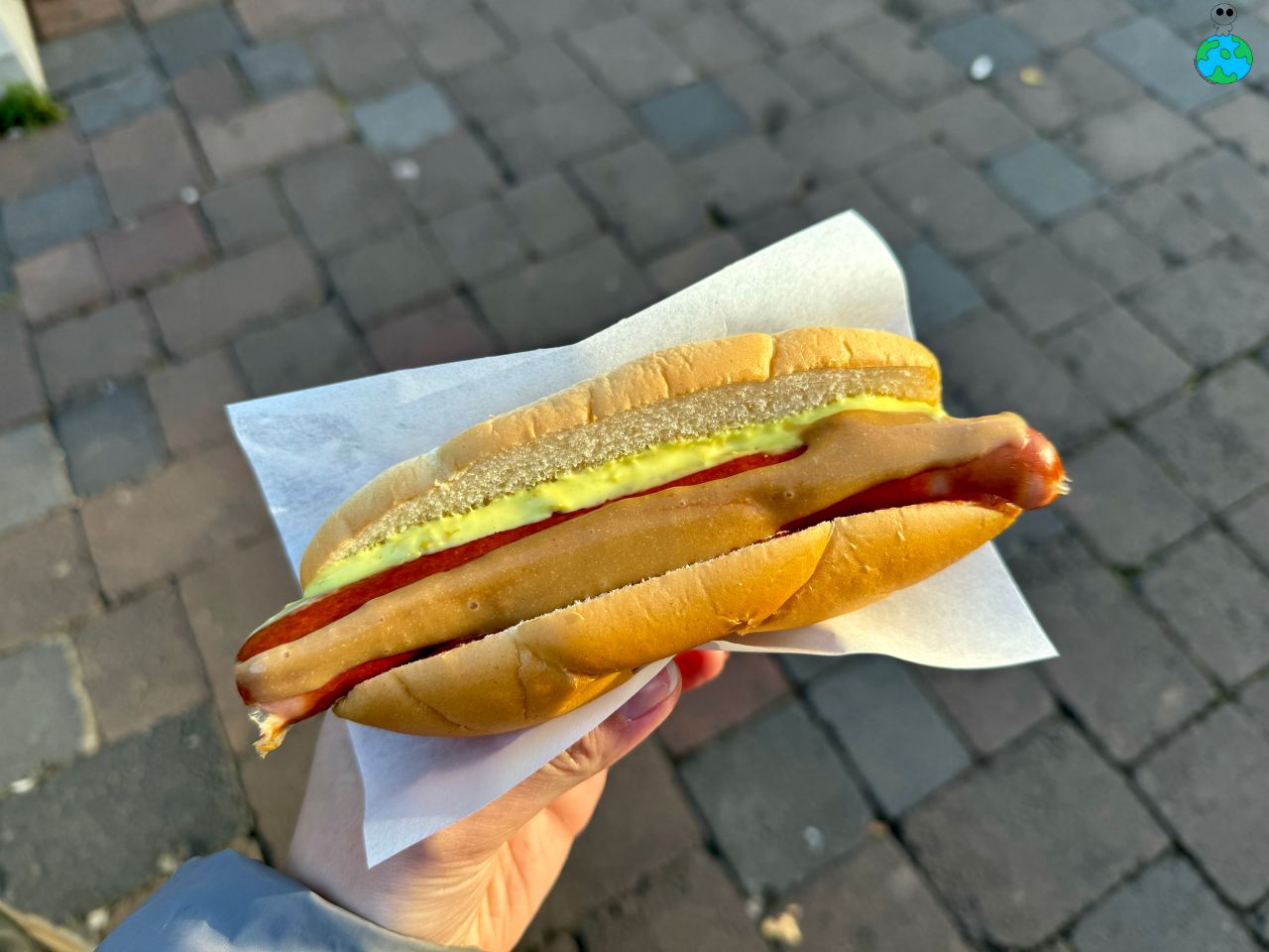 【冰島美食】Bæjarins Beztu Pylsur(PPB)平價羊肉熱狗 - 第3張圖 冰島羊肉熱狗怎麼點餐?