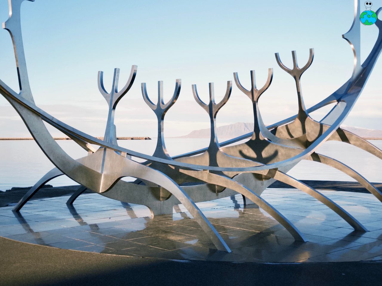 冰島地標太陽航海者The Sun Voyager