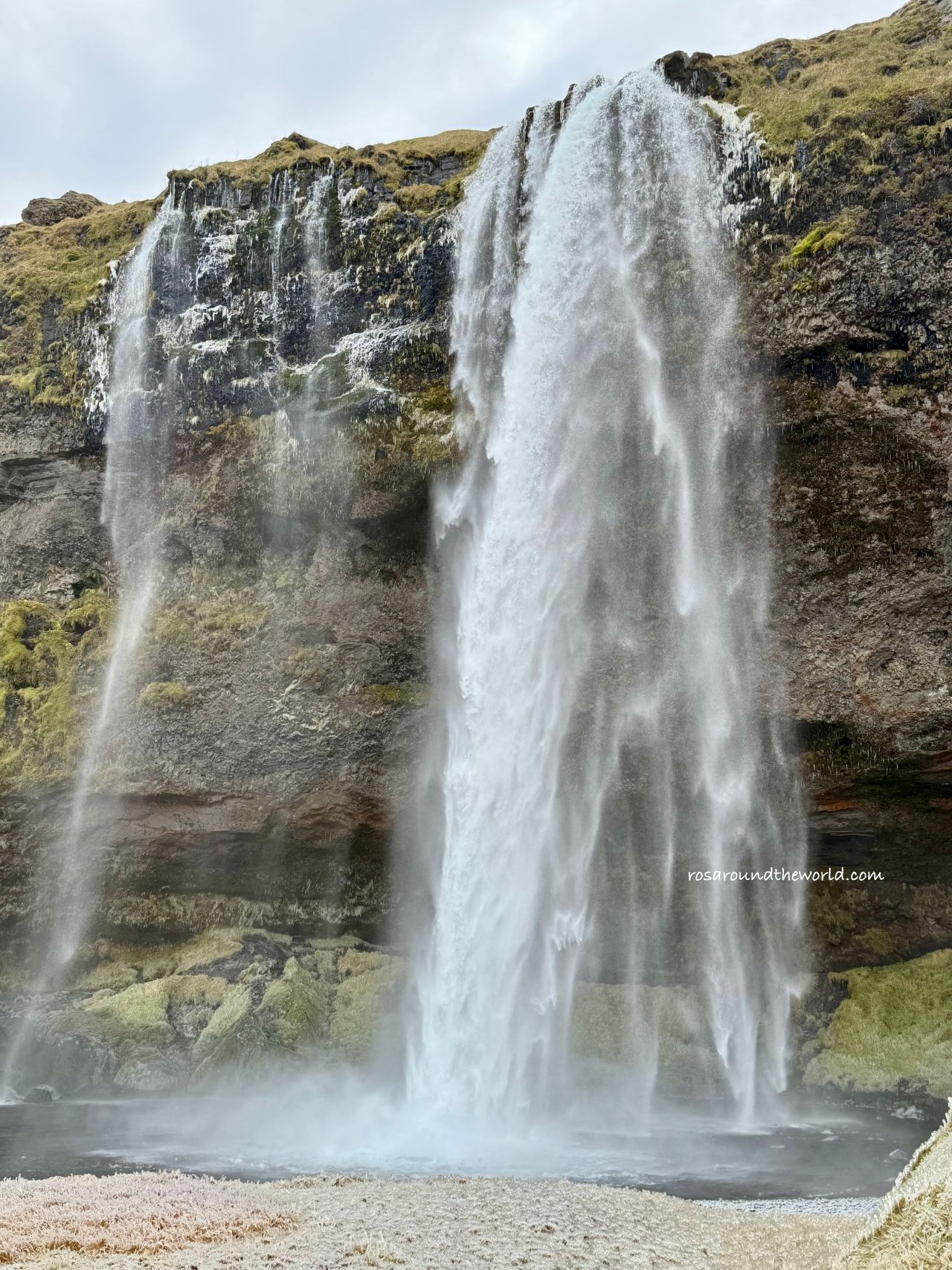 【冰島景點】塞里雅蘭瀑布Seljalandsfoss，水簾洞瀑布超震撼