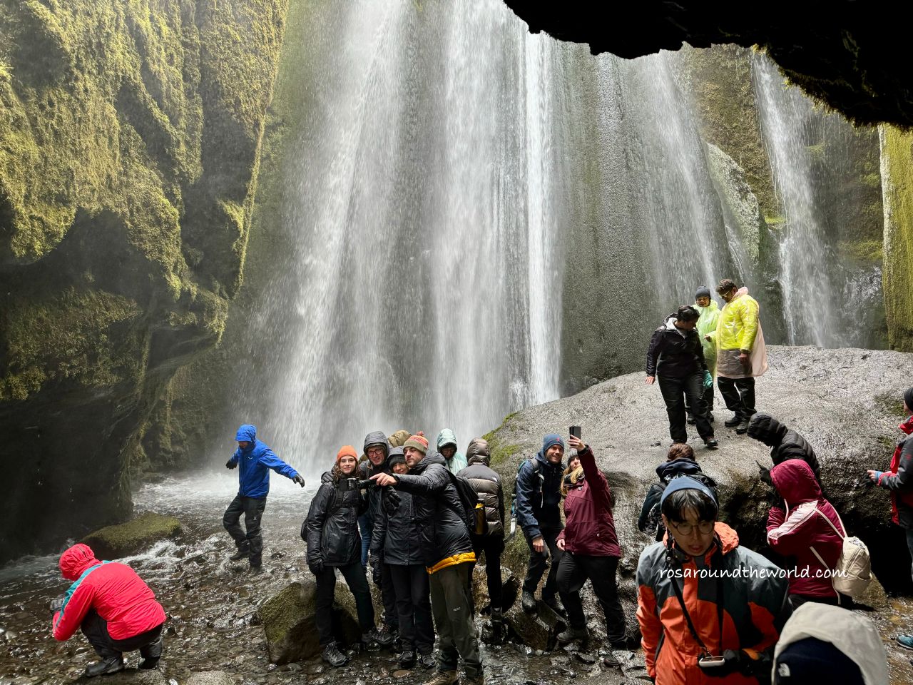 【冰島景點】塞里雅蘭瀑布Seljalandsfoss，水簾洞瀑布超震撼