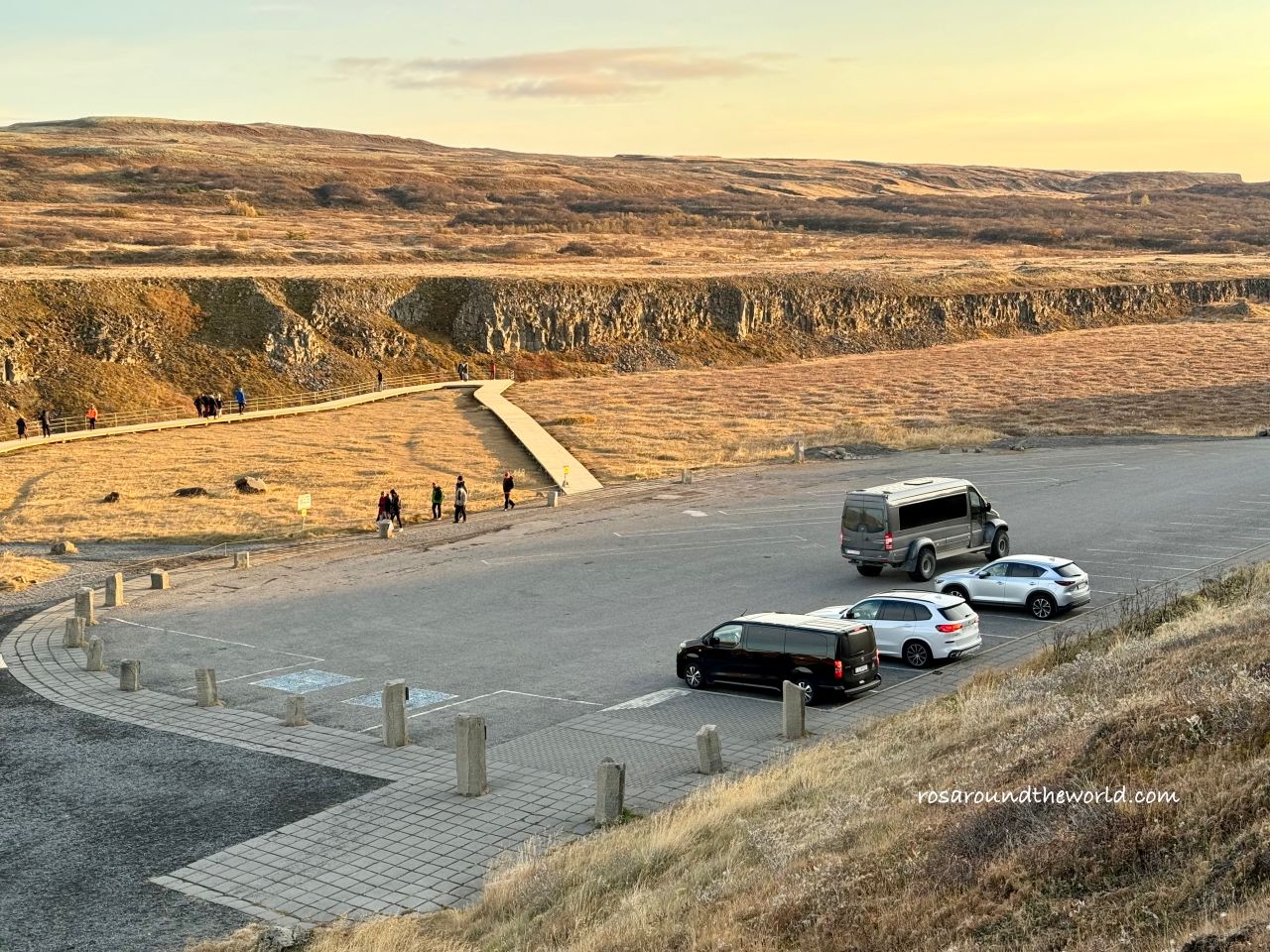 【冰島黃金圈景點】古佛斯瀑布Gullfoss，黃金瀑布羊肉湯