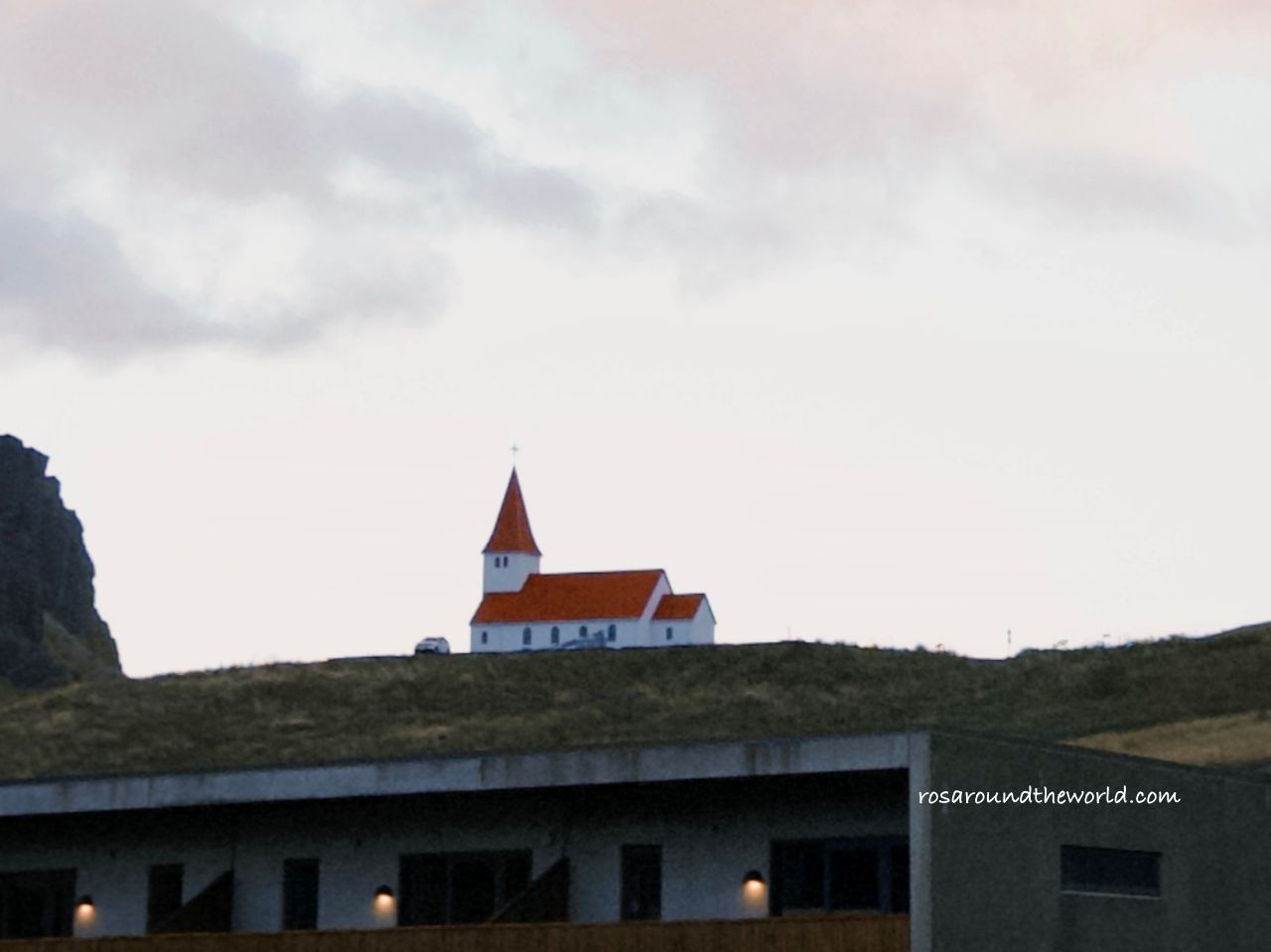 【冰島南部維克Vík】維克教堂、住宿推薦、Krónan超市、必去景點 - 第4張圖 【冰島南部維克Vík】維克教堂、住宿推薦、Krónan超市、必去景點