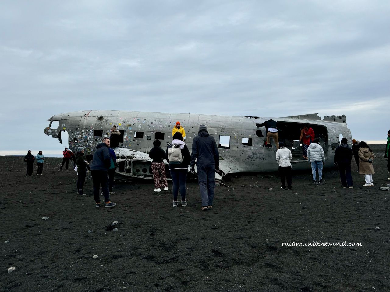 【冰島黑沙灘】冰島飛機殘骸地點、接駁車時間＆費用