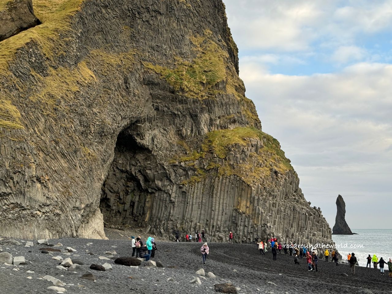 【冰島黑沙灘Reynisfjara】維克Vik黑沙灘玄武岩攻略