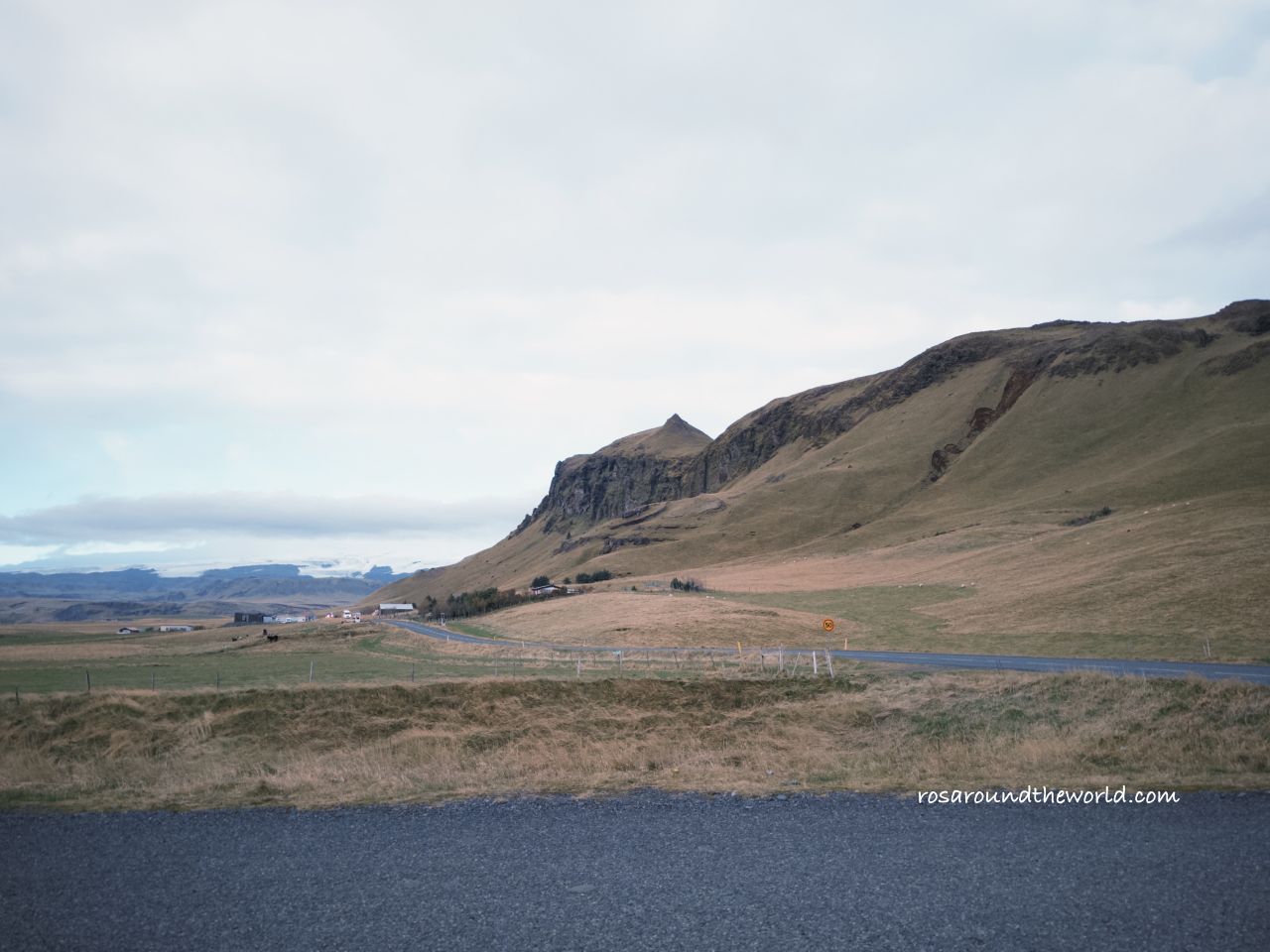 【冰島黑沙灘Reynisfjara】維克Vik黑沙灘玄武岩攻略