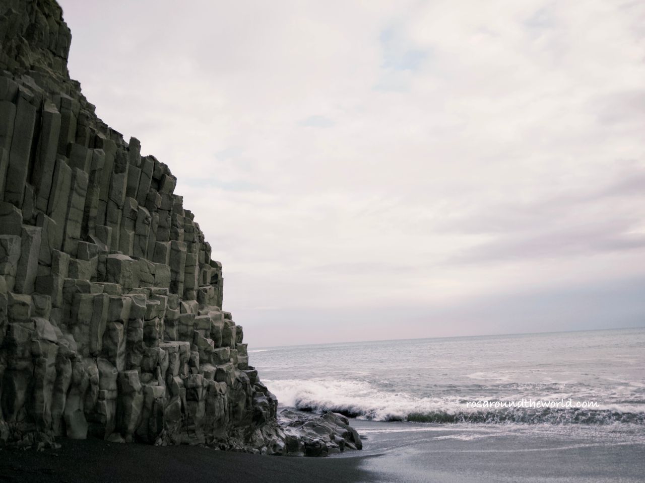 【冰島黑沙灘Reynisfjara】維克Vik黑沙灘玄武岩攻略