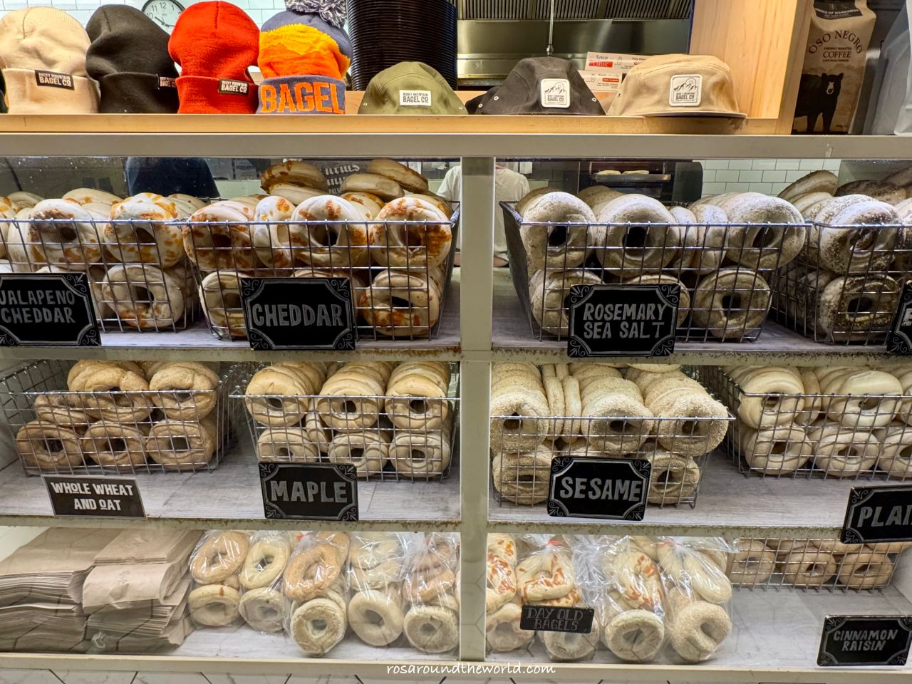 【坎莫爾美食推薦】Rocky Mountain Bagel 當地人最愛的早午餐,班夫必吃貝果 - 第8張圖