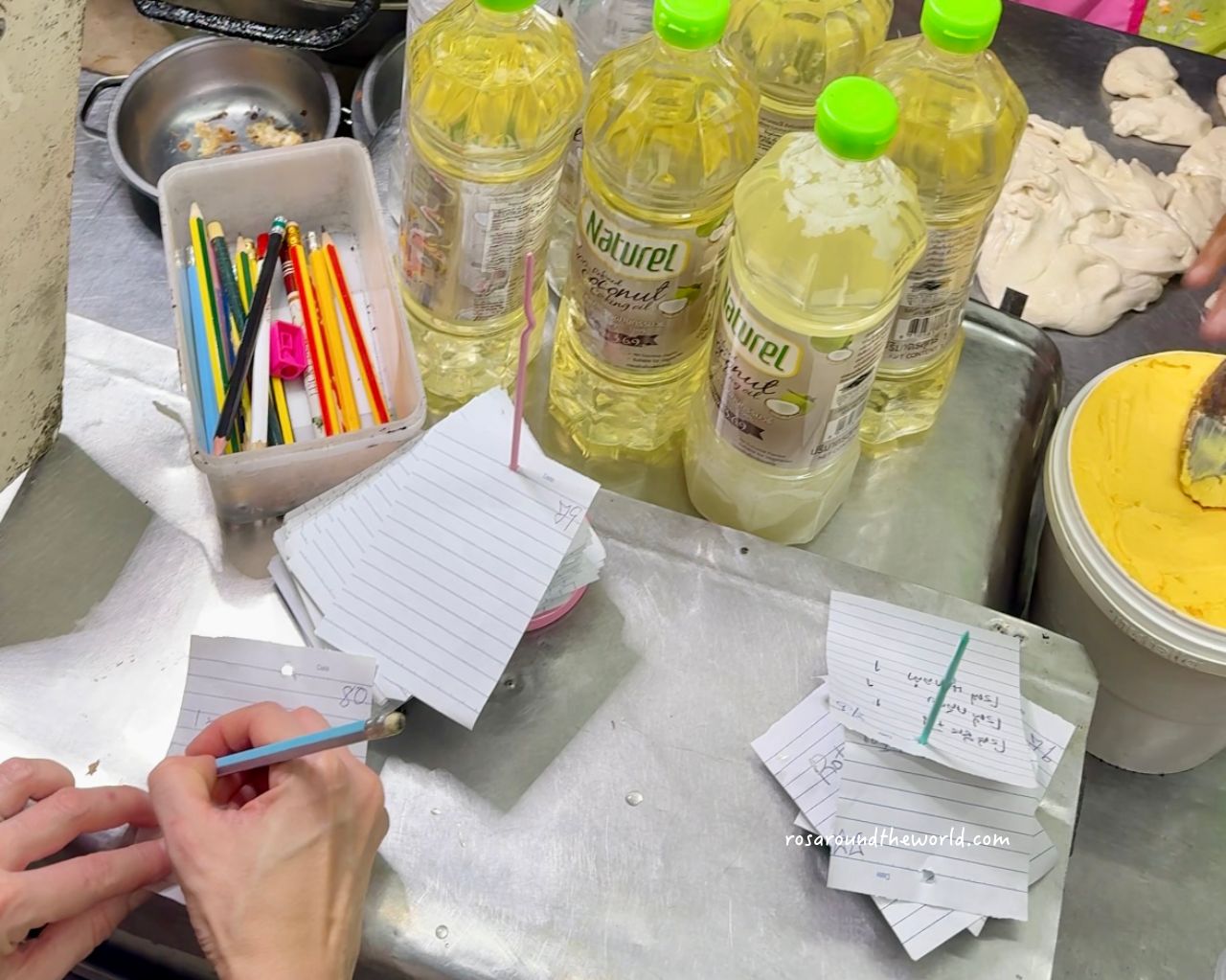 【清邁塔佩門美食】Rotee Pa Day香蕉煎餅,米其林必比登推薦Roti - 第9張圖