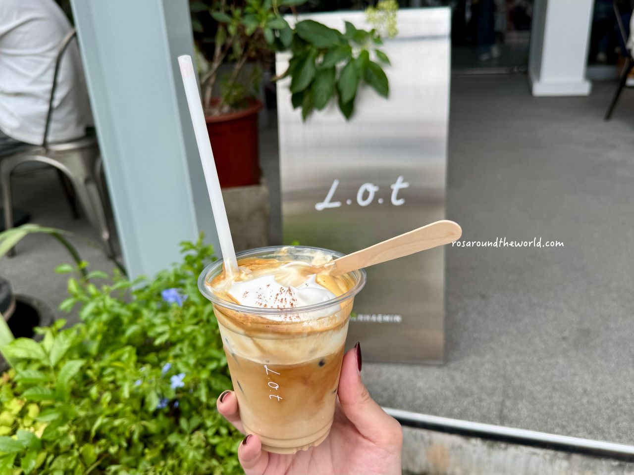 【清邁咖啡廳】尼曼路Lot of Taste，維也納咖啡、雲朵咖啡推薦