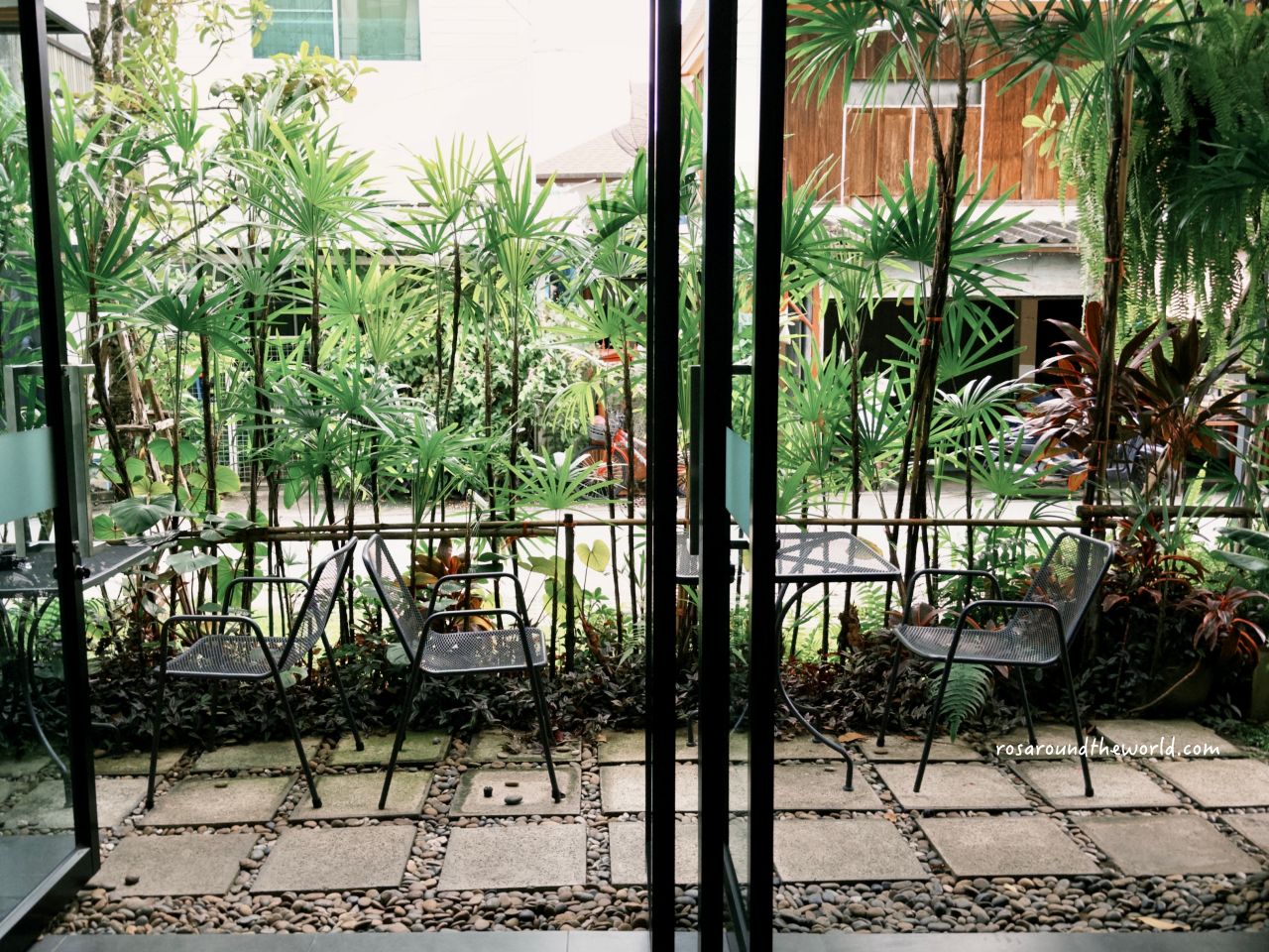 【清邁古城區住宿】POR Arak免費早餐、有泳池、地點方便