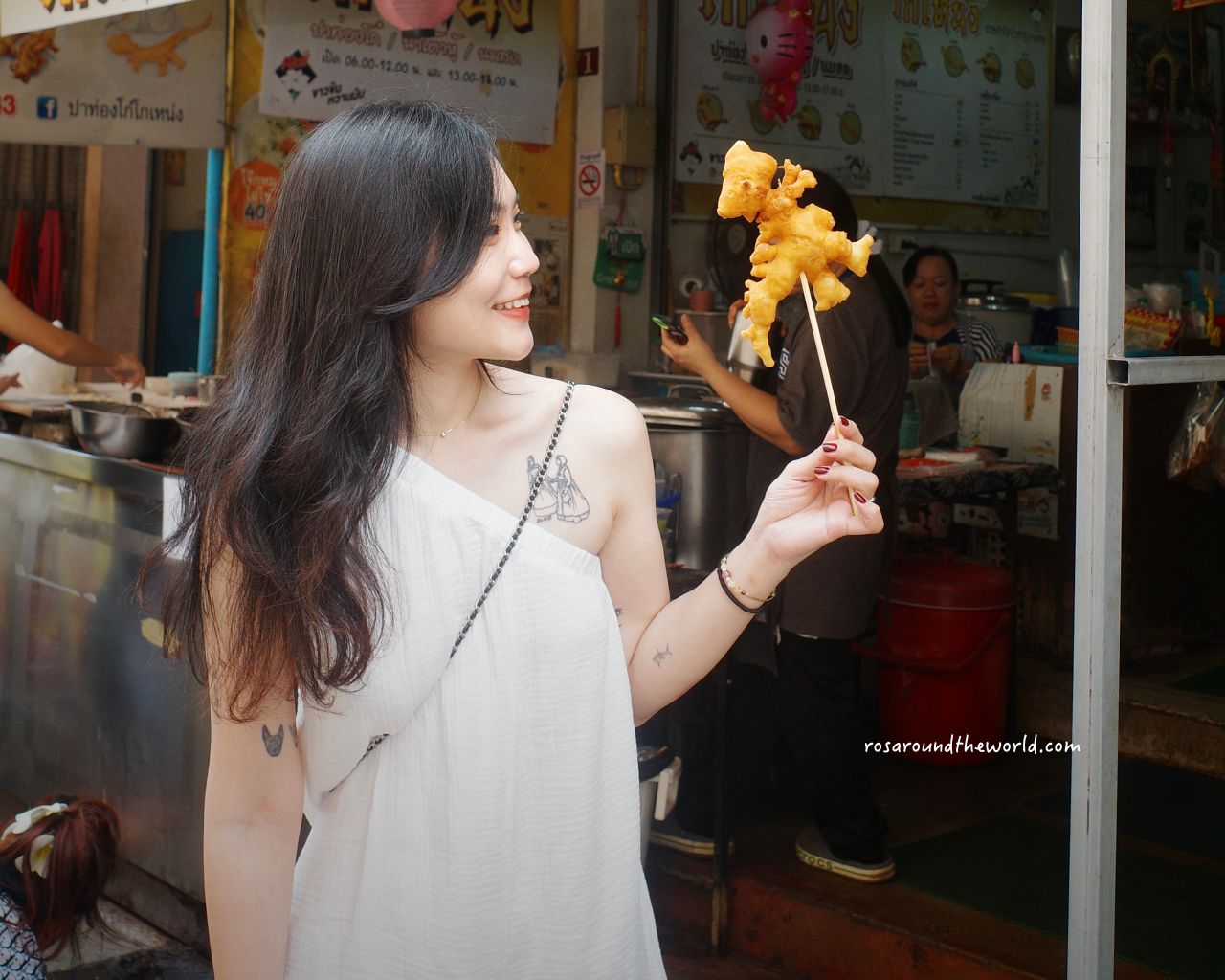 【瓦洛洛市場美食】清邁恐龍油條Patongo Ko Neng，銅板價米其林推薦