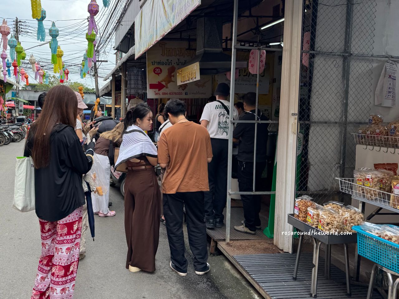 【瓦洛洛市場美食】清邁恐龍油條Patongo Ko Neng，銅板價米其林推薦