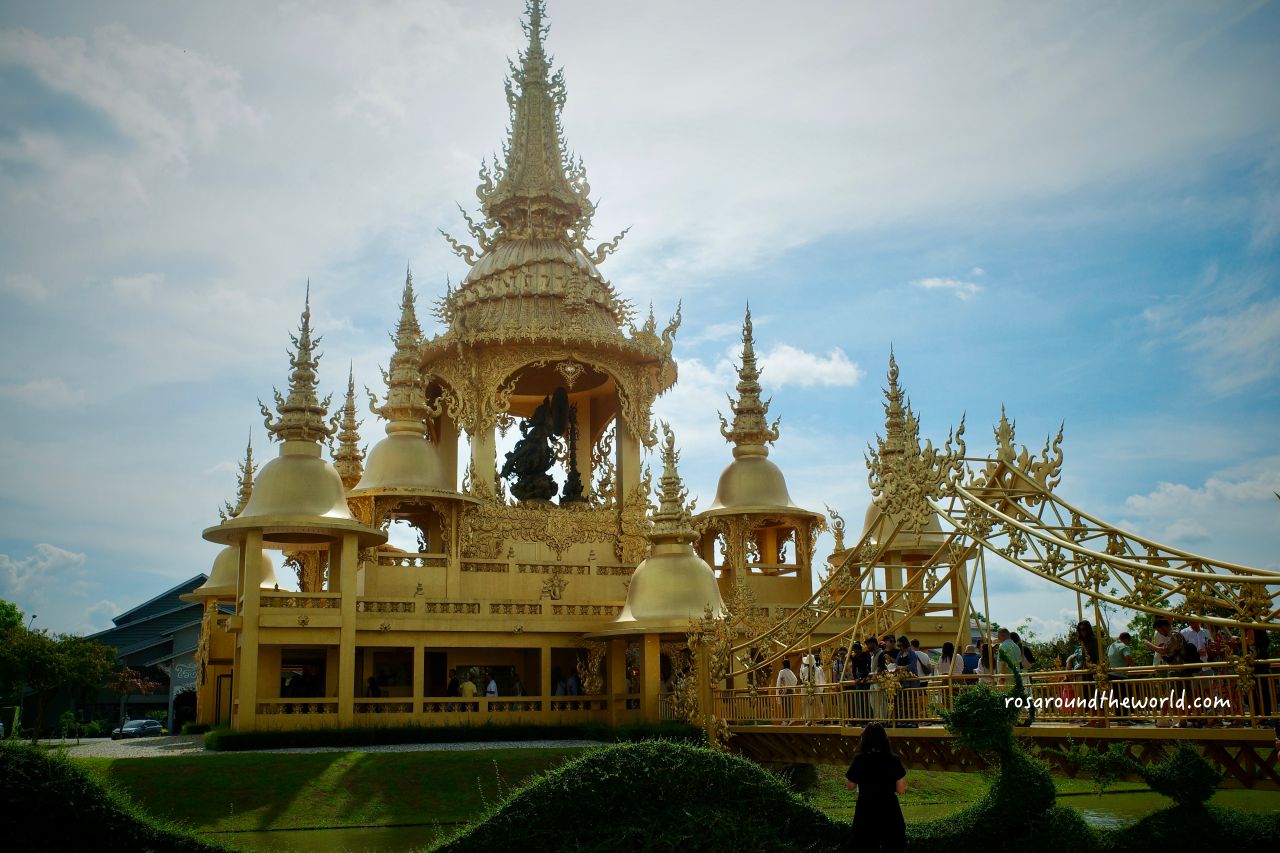 【清萊一日遊推薦】白廟、藍廟、黑廟、長頸族村＆午餐推薦