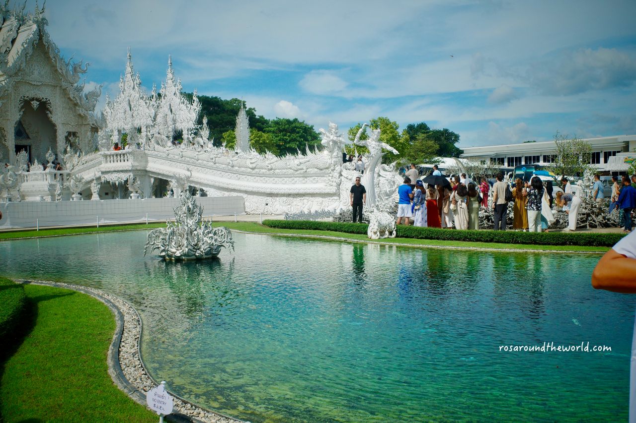 【清萊一日遊推薦】白廟、藍廟、黑廟、長頸族村＆午餐推薦