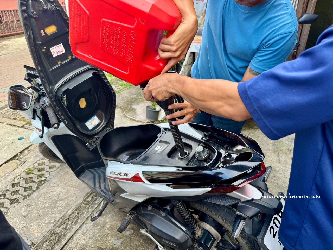 【清邁租機車推薦】價格、駕照＆預約方式，2間實際租車體驗
