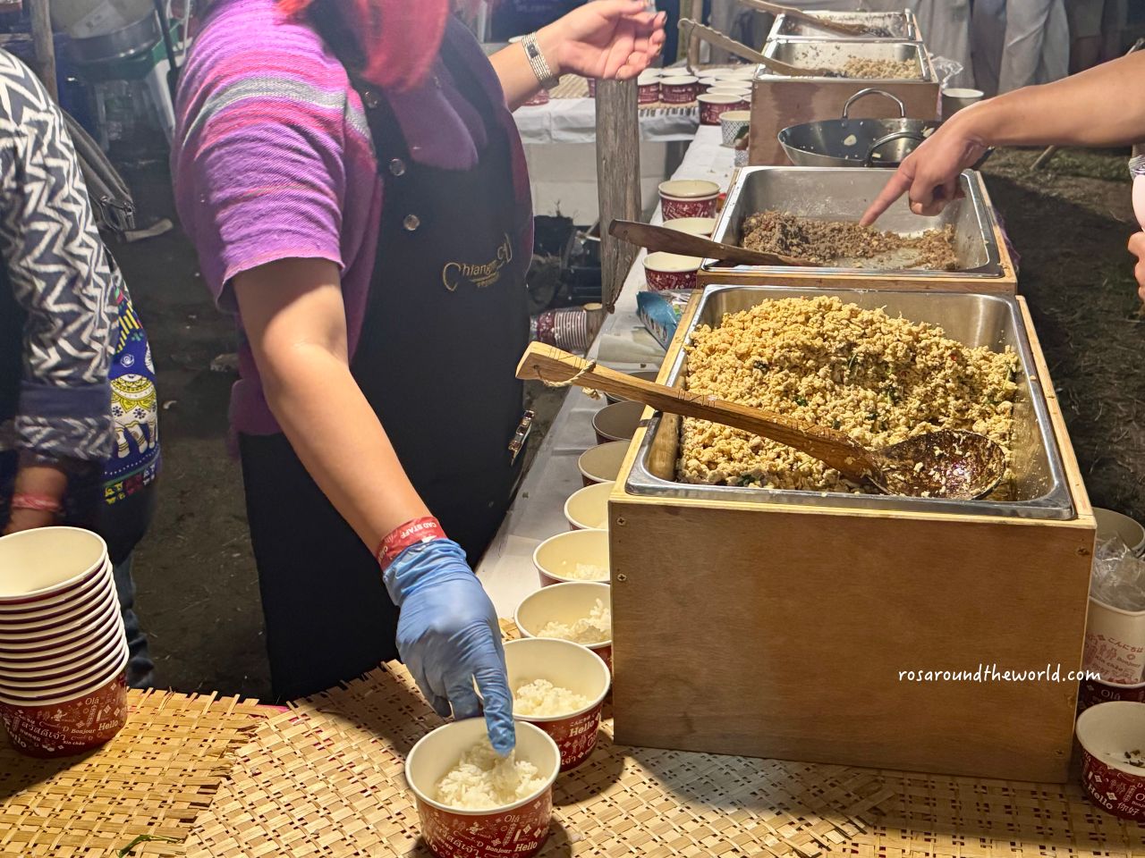 【清邁天燈節攻略2026】水燈節門票、日期、地點，CAD值不值得？