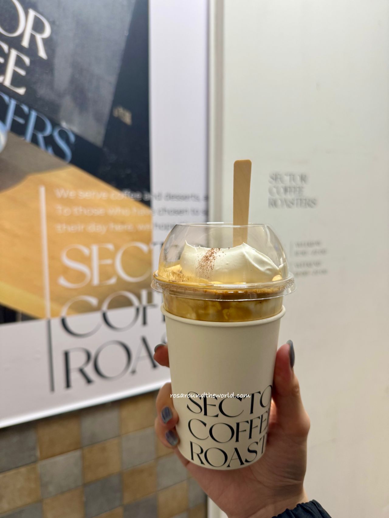 【明洞咖啡廳推薦】Sector Coffee維也納咖啡必喝,高質感乙支路美食 - 第5張圖 【明洞咖啡廳推薦】Sector Coffee維也納咖啡必喝,高質感乙支路美食