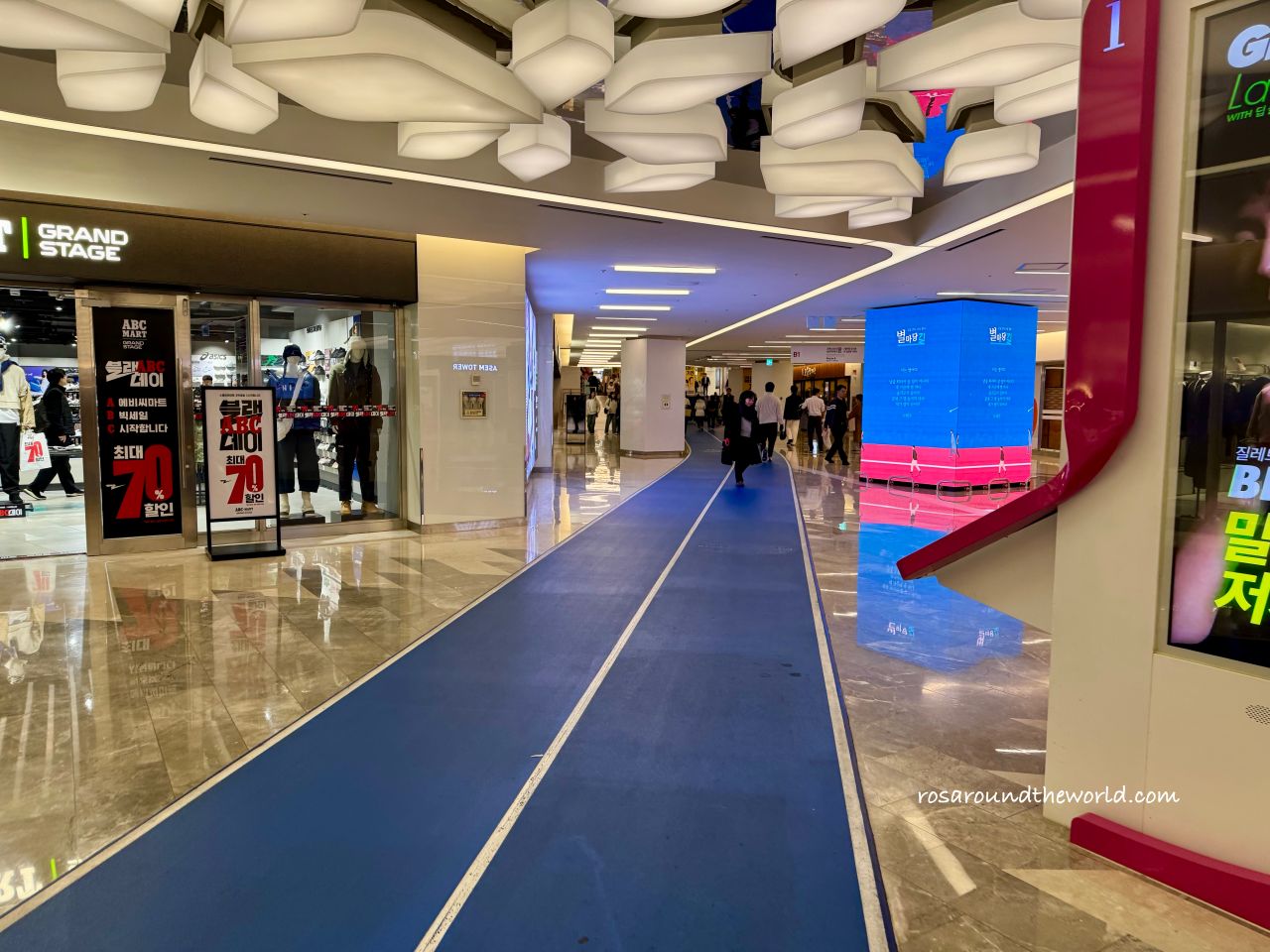 【首爾景點】COEX Mall星空圖書館交通、開放時間,聖誕節必去! - 第6張圖 【首爾景點】COEX Mall星空圖書館交通、開放時間,聖誕節必去!