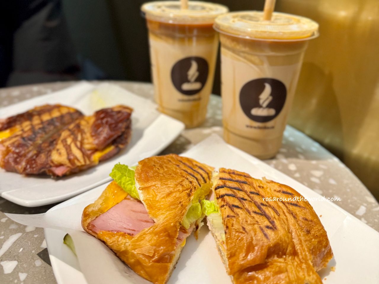 【溫哥華美食】Breka Bakery溫哥華唯一24小時咖啡廳/平價蛋糕店 - 第2張圖 【溫哥華美食】Breka Bakery溫哥華唯一24小時咖啡廳/平價蛋糕店