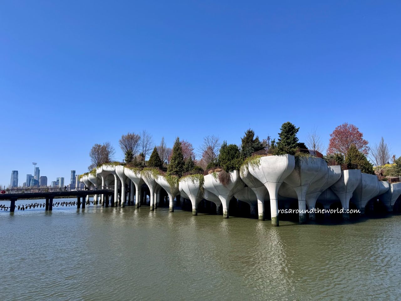【紐約景點】雀兒喜市場必吃美食&高架公園、松果建築半日遊攻略