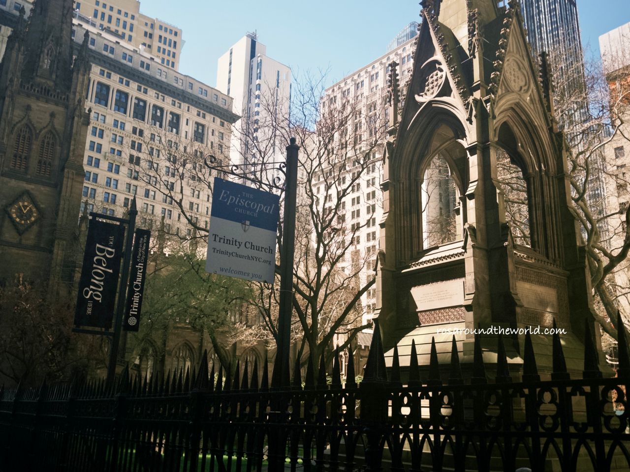 【紐約免費景點】三一教堂 Trinity Church，漢密爾頓就長眠於此！