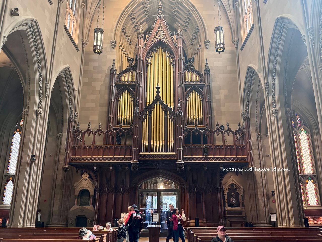 【紐約免費景點】三一教堂 Trinity Church，漢密爾頓就長眠於此！